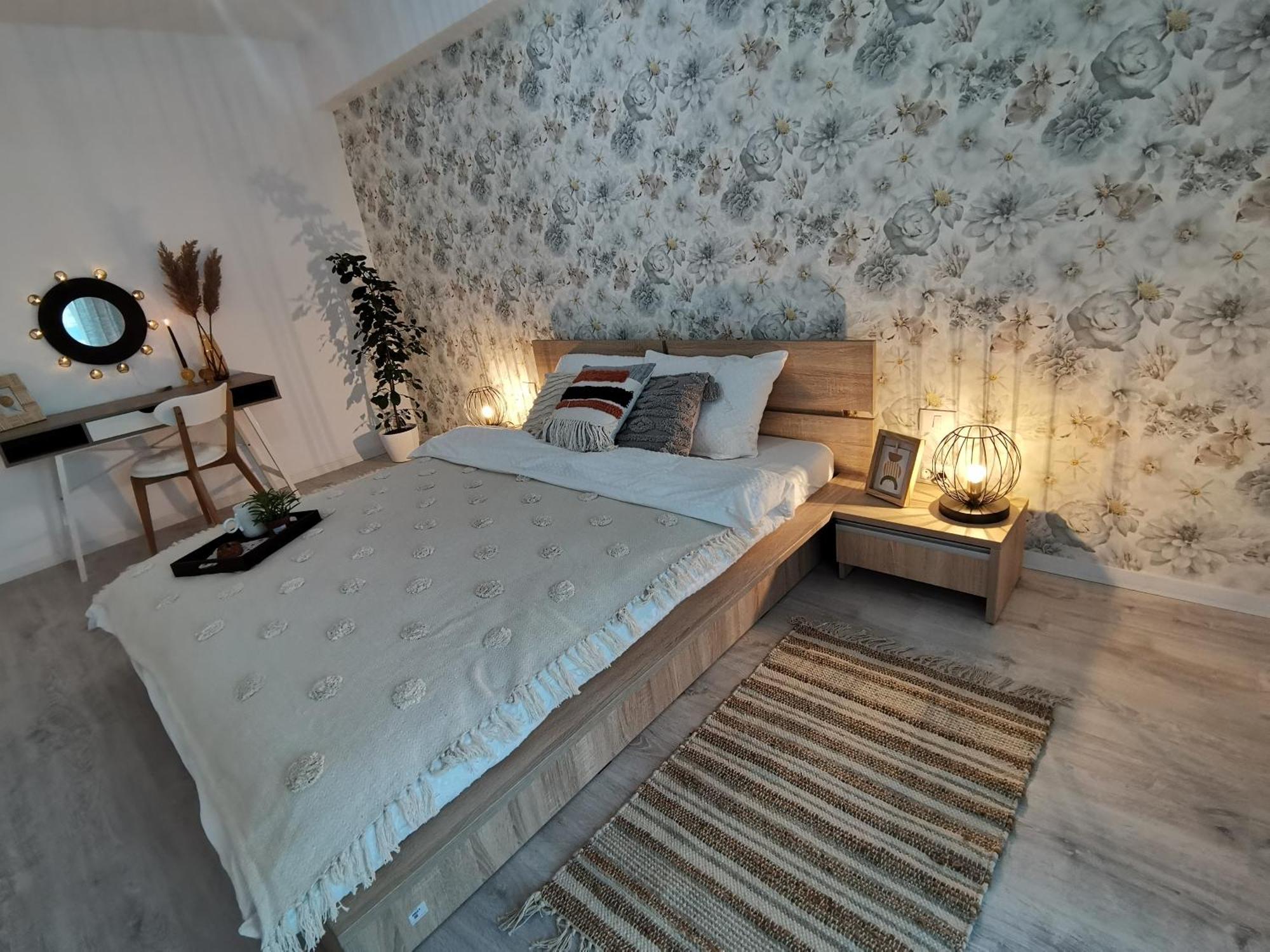 City Center Accommodation - 108 レシツァ エクステリア 写真